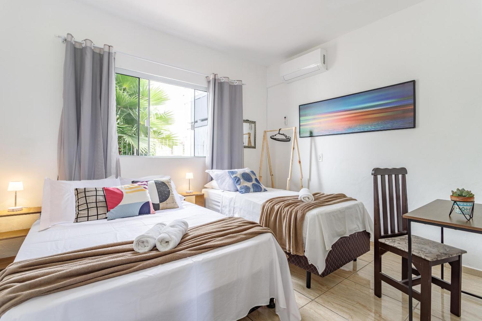 Hospedagem Palhoça Extérieur photo